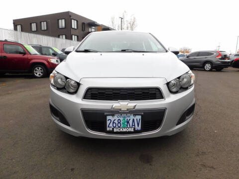 2013 Chevrolet Sonic LS Auto