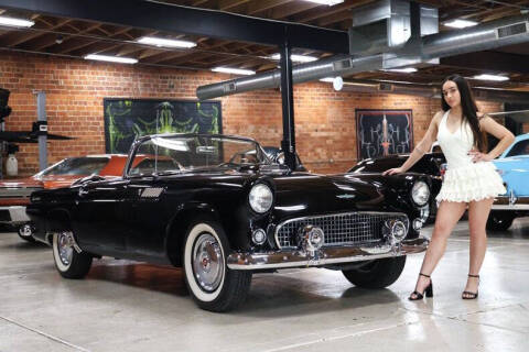 1956 Ford Thunderbird