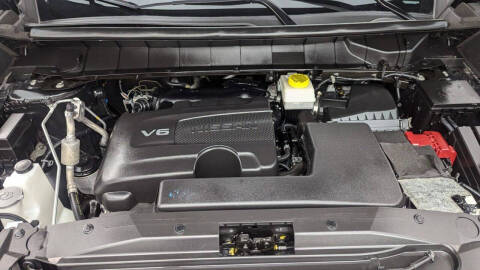 2023 Nissan Pathfinder SL