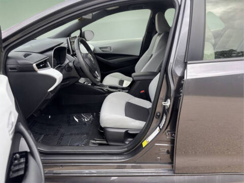 2024 Toyota Corolla Hatchback SE