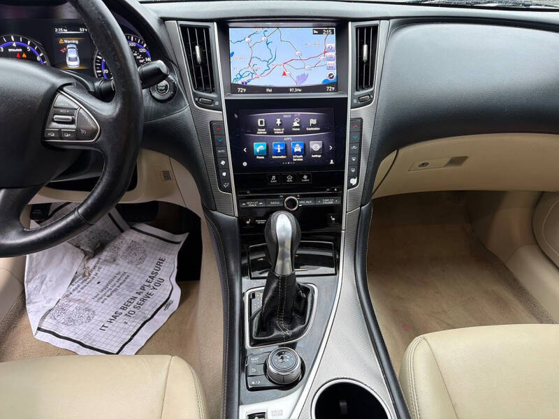 2017 Infiniti Q50 2.0T Premium