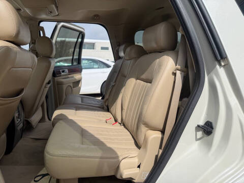 2006 Lincoln Navigator Luxury