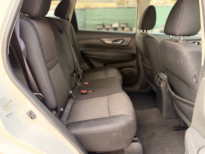 2017 Nissan Rogue S
