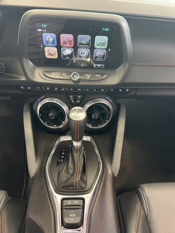 2017 Chevrolet Camaro 2SS - Photo 20