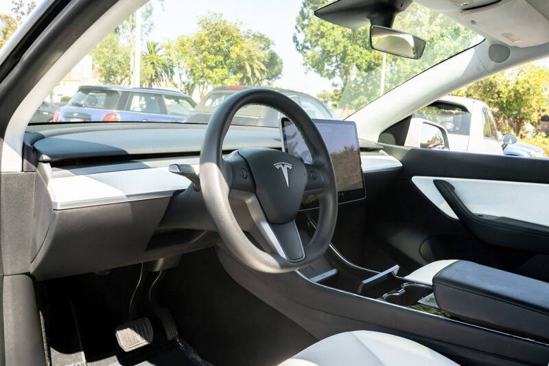 2020 Tesla Model Y Long Range