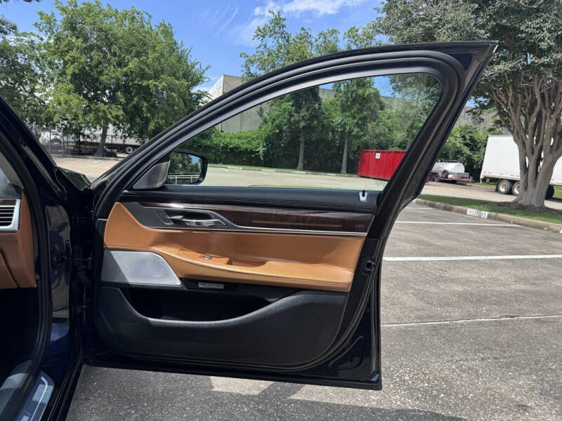 2016 BMW 7 Series 740i