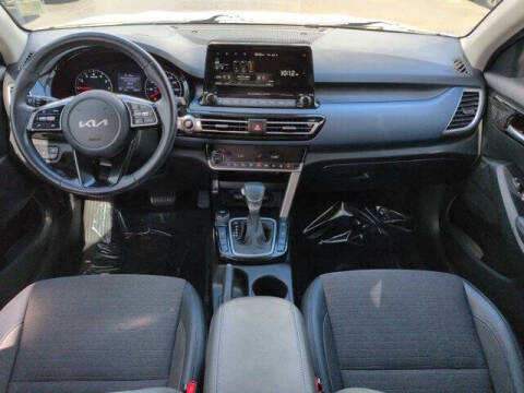 2022 Kia Seltos Nightfall
