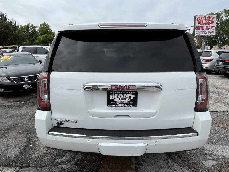 2016 GMC Yukon Denali