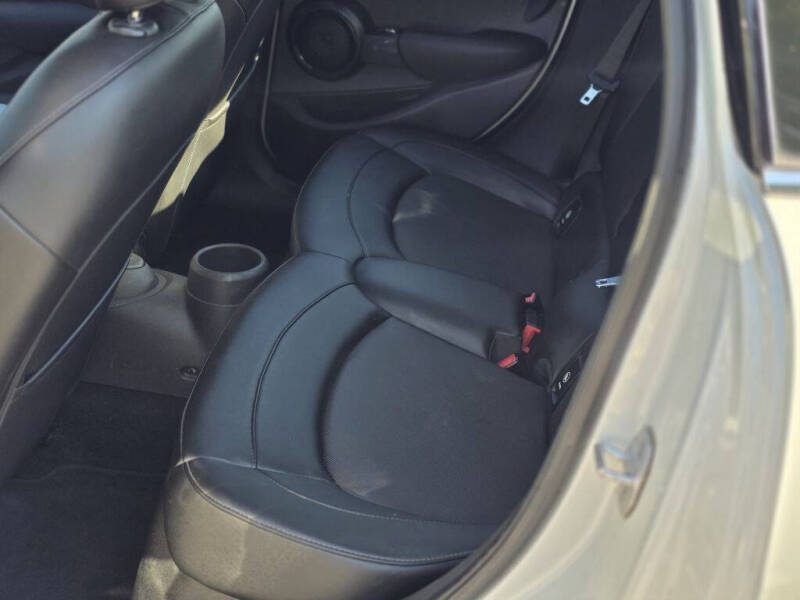 2015 MINI Hardtop 4 Door Cooper