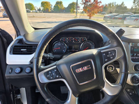 2017 GMC Yukon XL SLT