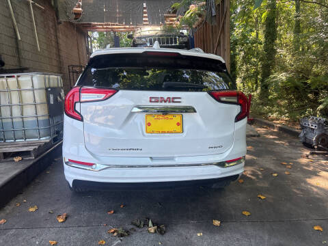 2022 GMC Terrain Denali
