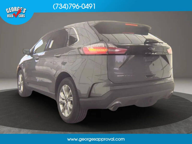 2024 Ford Edge Titanium