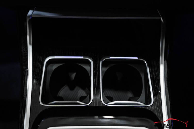 2025 BMW 7 Series 740i