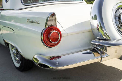 1956 Ford Thunderbird