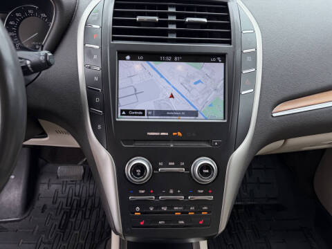2017 Lincoln MKC Select