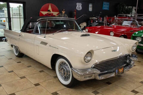 1957 Ford Thunderbird