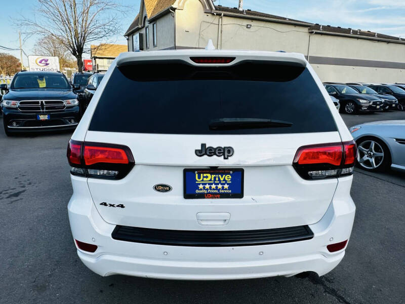 2017 Jeep Grand Cherokee Altitude
