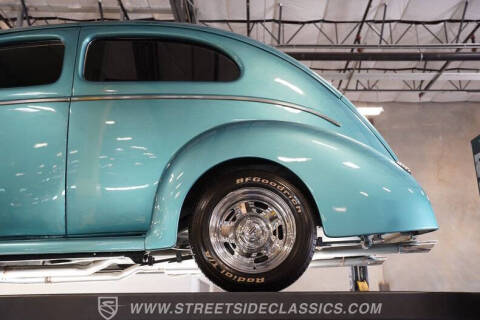 1940 Ford Deluxe