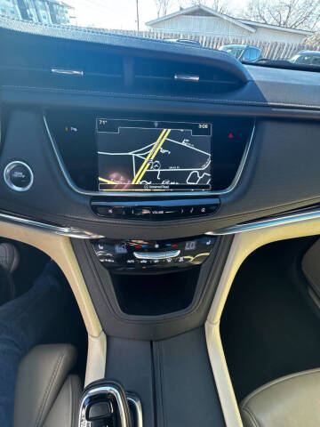 2017 Cadillac XT5 Luxury