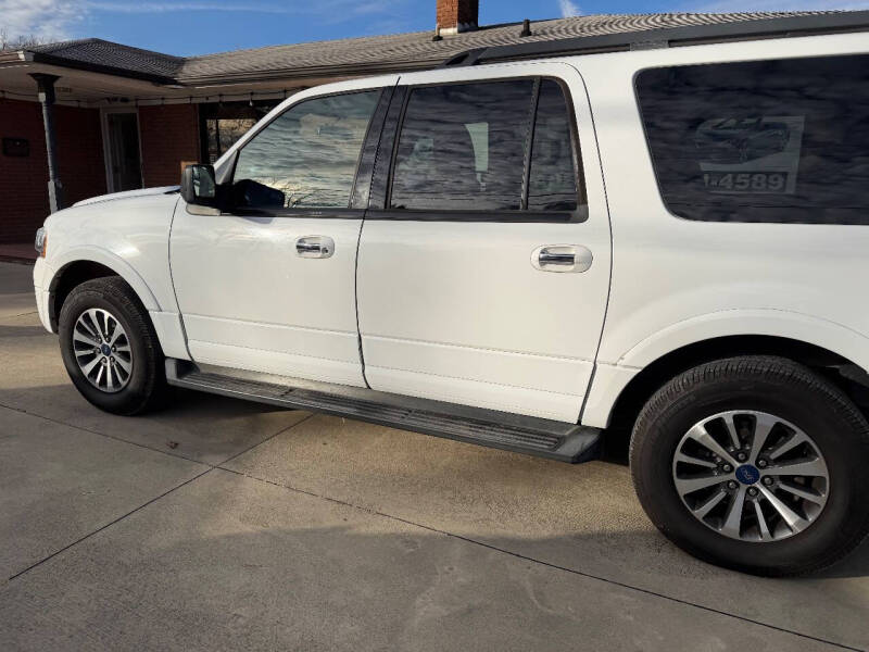 2017 Ford Expedition EL XLT