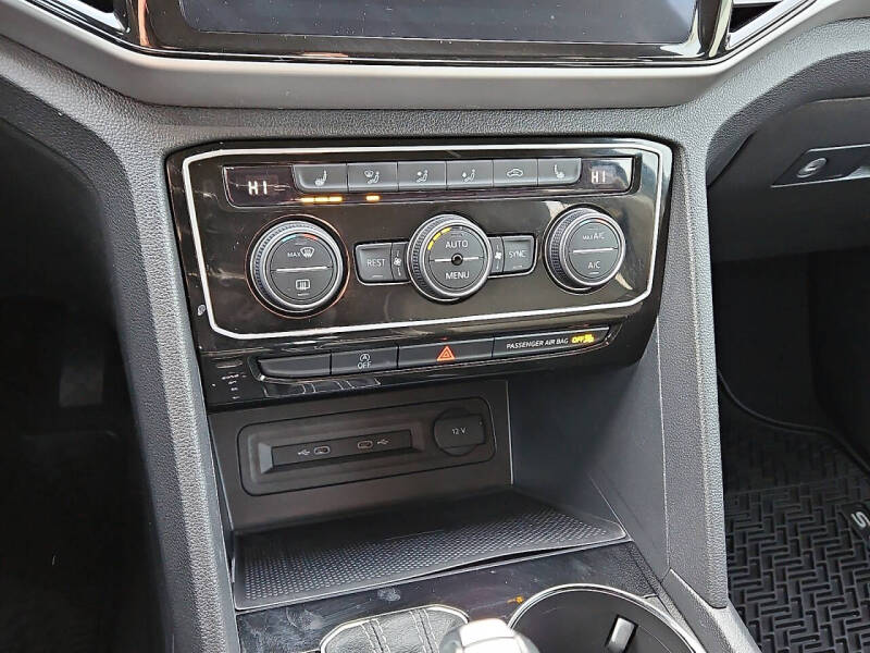 2023 Volkswagen Atlas V6 SE