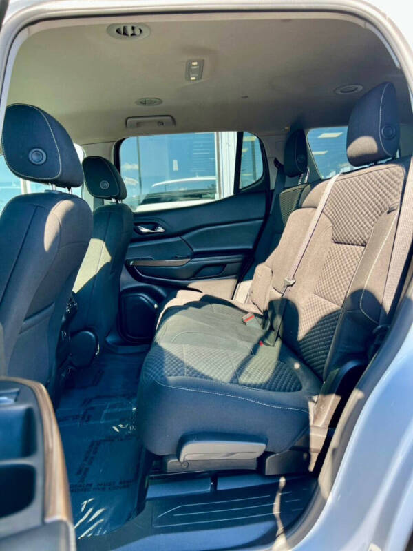 2019 GMC Acadia SLE-1