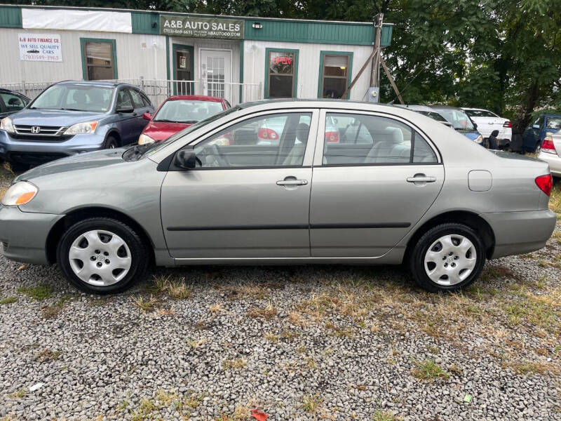 2004 Toyota Corolla CE photo 8