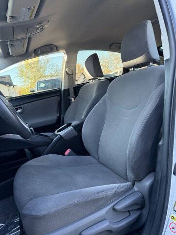 2012 Toyota Prius Two