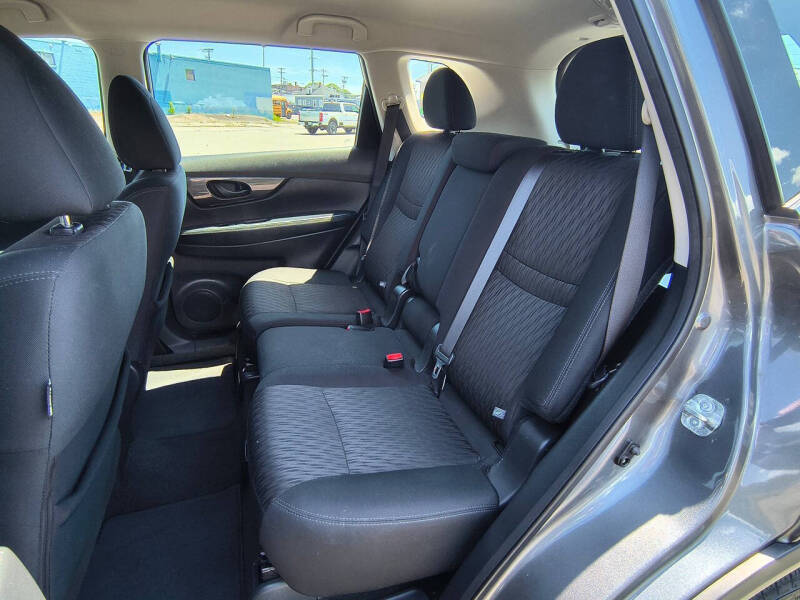 2019 Nissan Rogue S