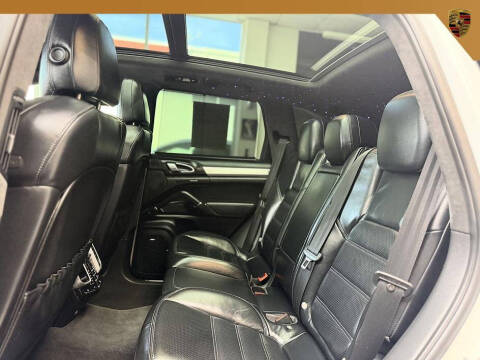 2012 Porsche Cayenne Turbo