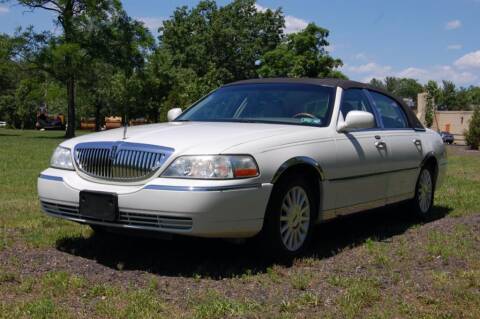 2004 Lincoln Town Car for sale at New Hope Auto Sales in New Hope PA