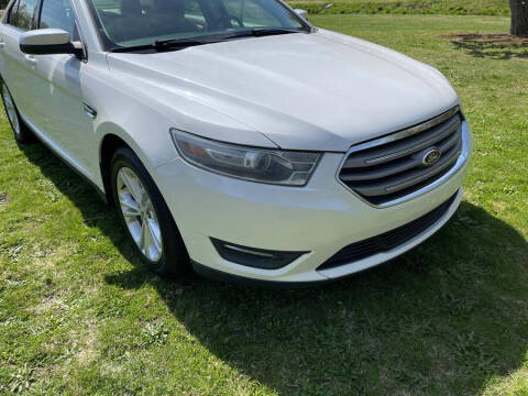 2014 Ford Taurus SEL