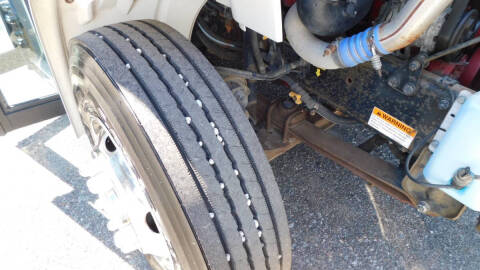 2013 Freightliner B2 Chassis