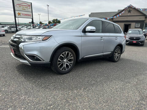 2017 Mitsubishi Outlander for sale at Mr. Car Auto Sales in Pasco WA