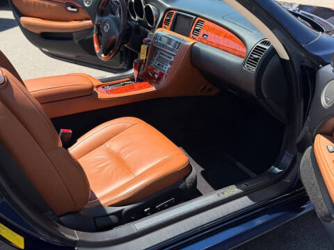 2005 Lexus SC 430