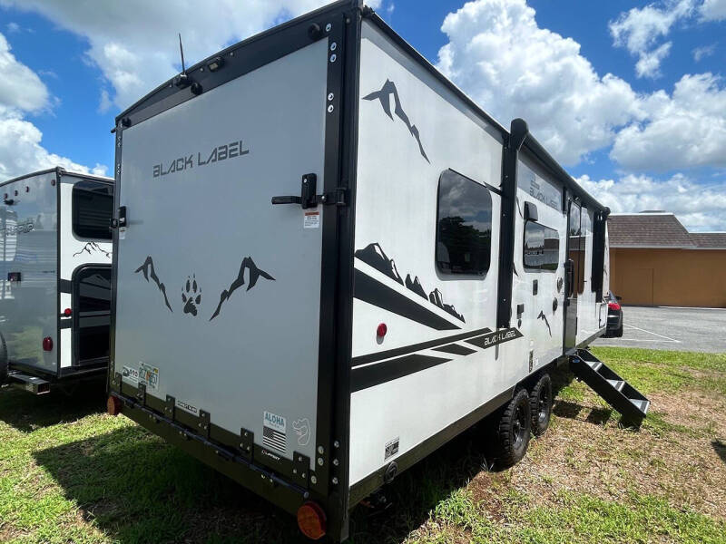 2024 Forest River Cherokee Grey Wolf Black Label