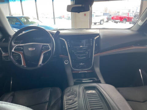 2018 Cadillac Escalade ESV Luxury