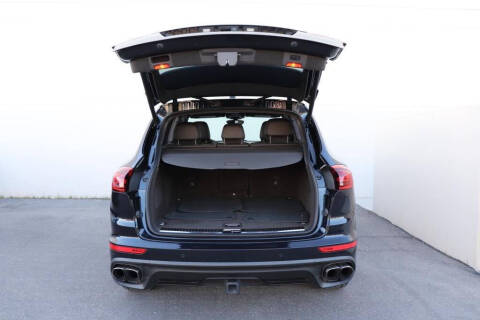 2015 Porsche Cayenne Turbo