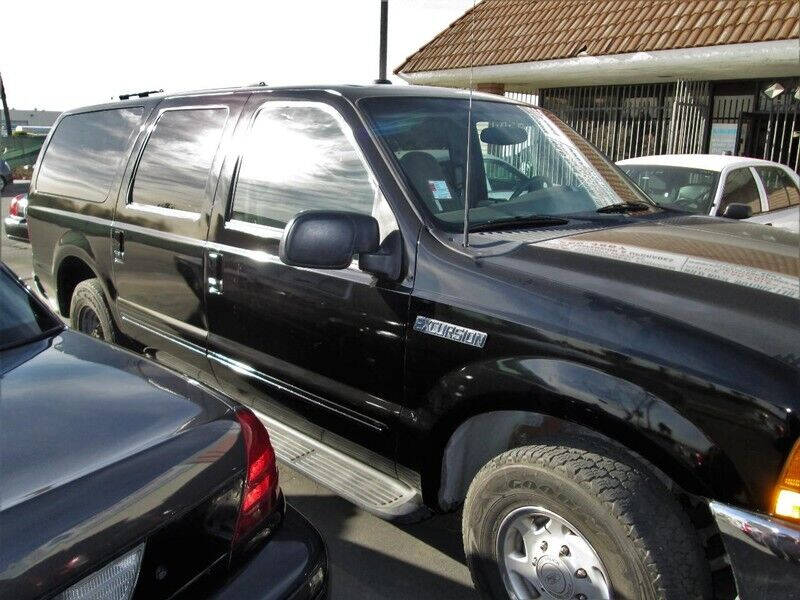 2000 Ford Excursion XLT