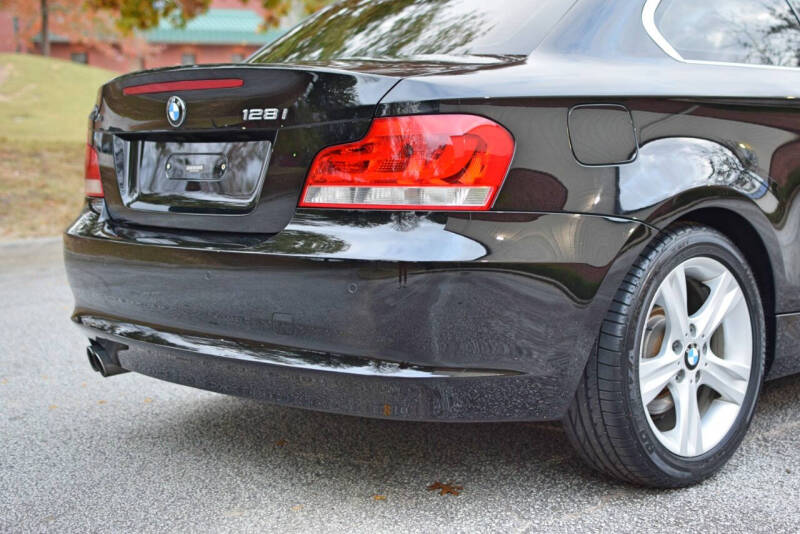 2012 BMW 1 Series 128i photo 17