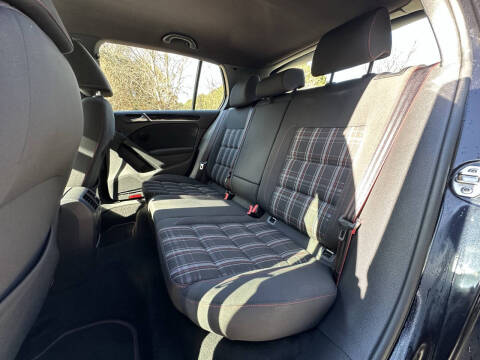 2014 Volkswagen GTI Wolfsburg Edition PZEV