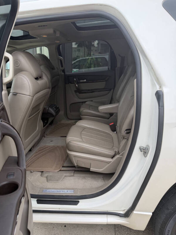2013 GMC Acadia Denali