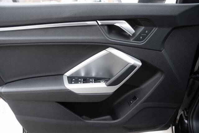 2020 Audi Q3 quattro Premium 45 TFSI