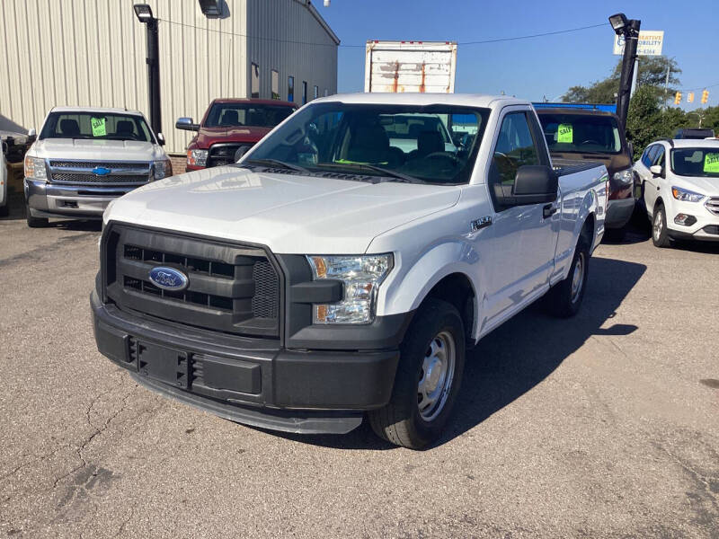 2016 Ford F-150 XL photo 11