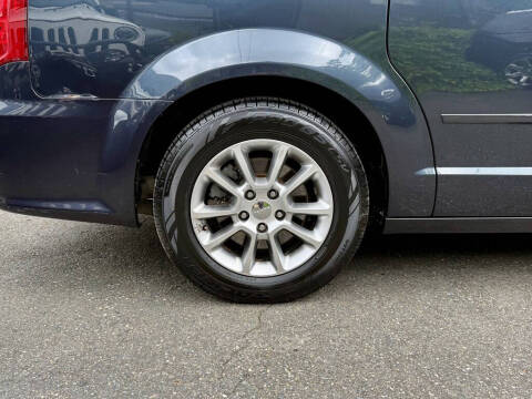 2013 Dodge Grand Caravan R/T