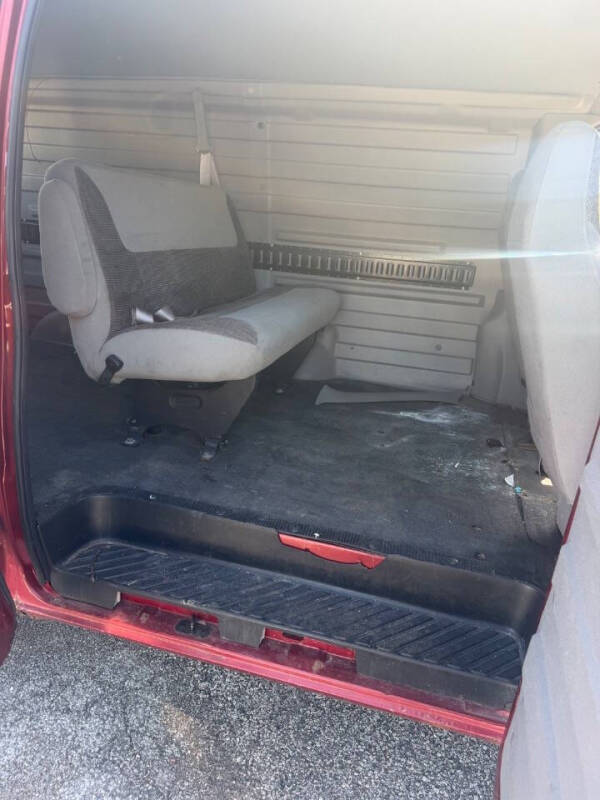 2002 Ford E-Series