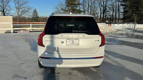 2026 Volvo XC90 B5 Core