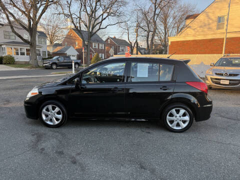 2012 Nissan Versa 1.8 SL
