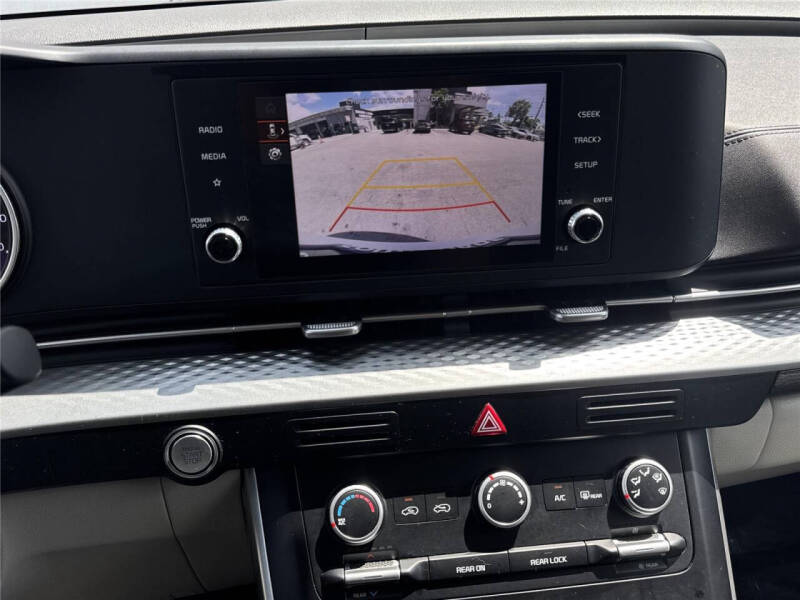 2024 Kia Carnival