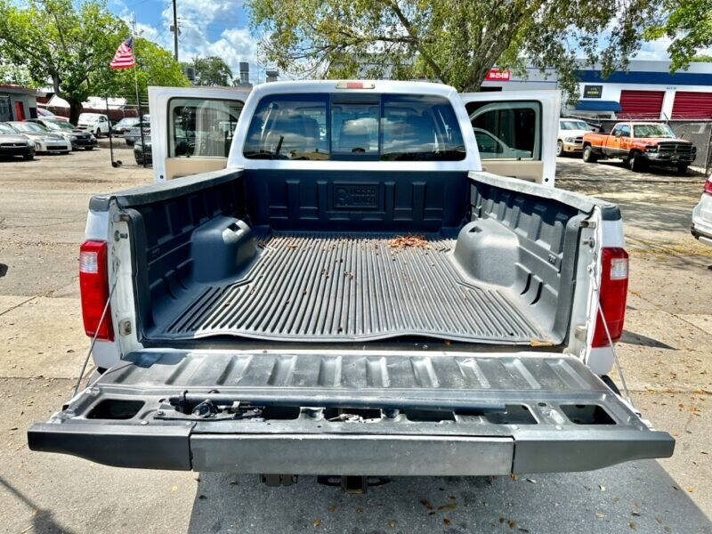2011 Ford F-250 Super Duty  - $24,995